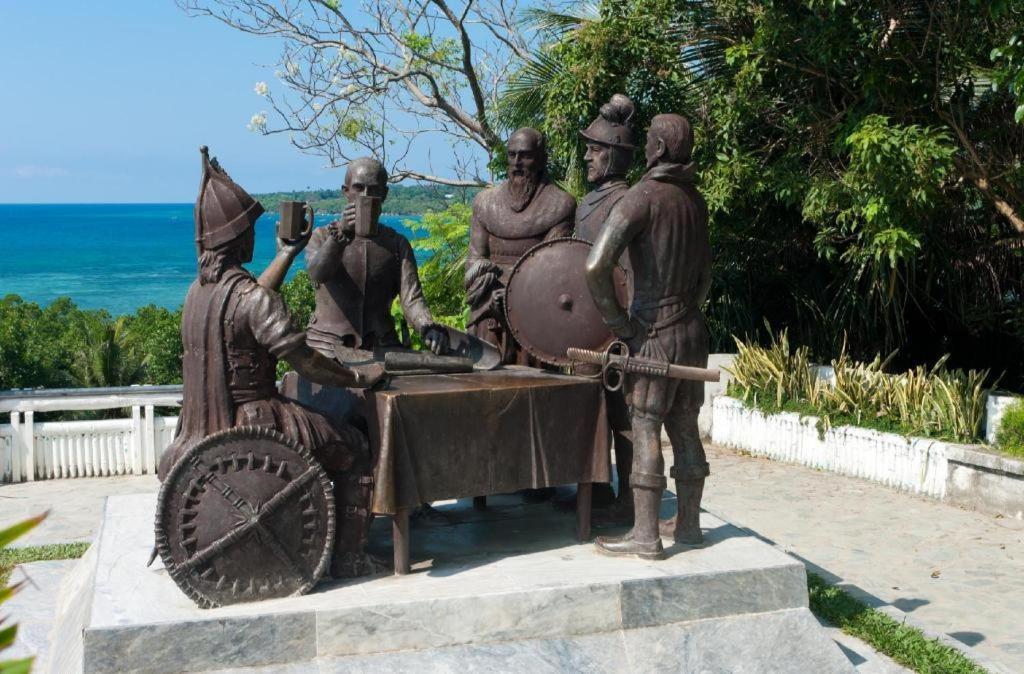 Soledad Suites Panglao Eksteriør billede
