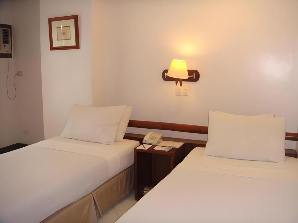 Soledad Suites Panglao Eksteriør billede
