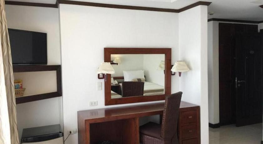 Soledad Suites Panglao Eksteriør billede